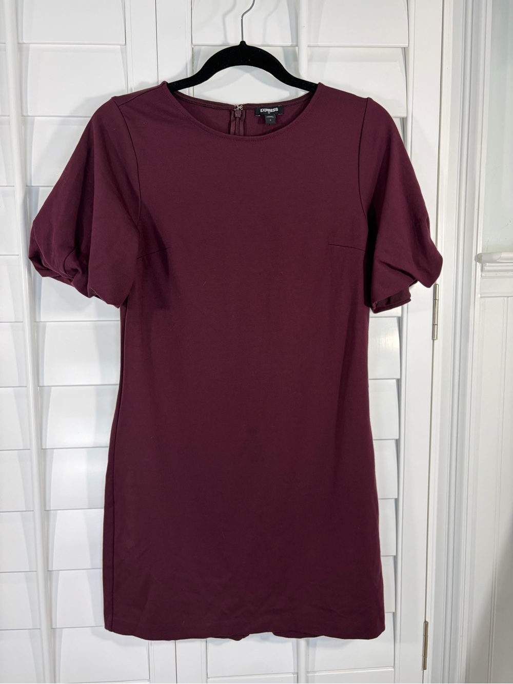 NWT Express Burgundy Puff Sleeve Shift Dress (S)